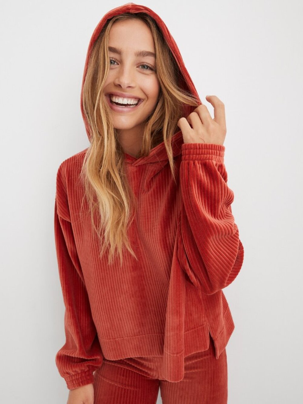 Aerie Groove On Red Ribbed Velour Cropped Boxy Hoodie